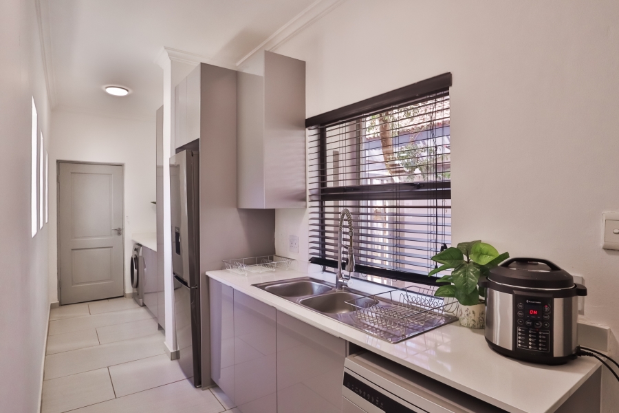 4 Bedroom Property for Sale in WestLake Country Safari Estate North West